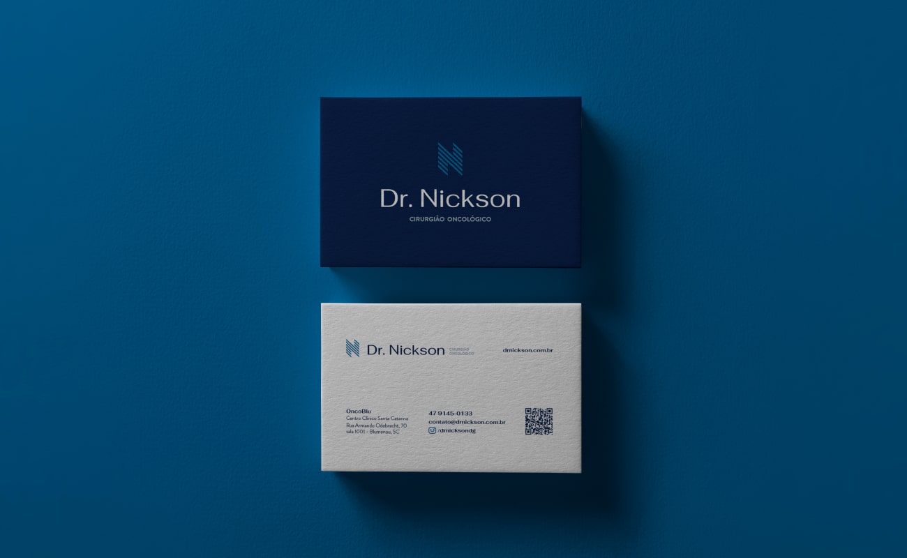 Mockup-Dr-Nickson-3